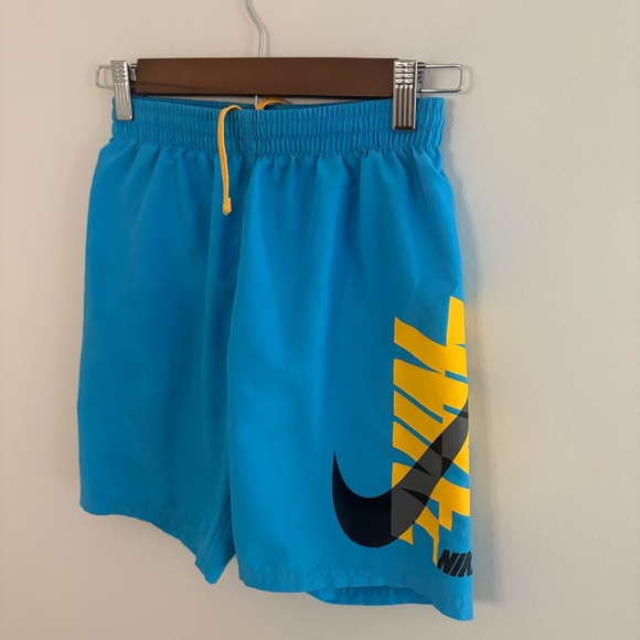 Nike Boys Medium Blue Swim Suit Bottoms Trunks Swim Summer Pool - Picture 2 of 8